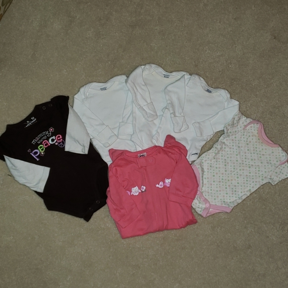 Lot of 6 Newborn Onesies and Sleeper